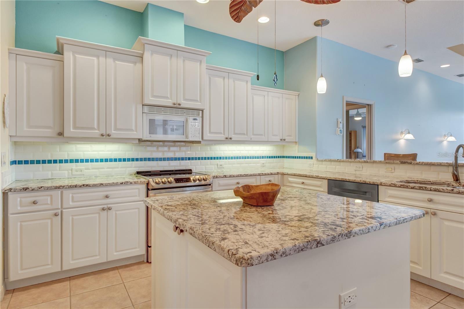 BOBCAT TRAIL - Residential