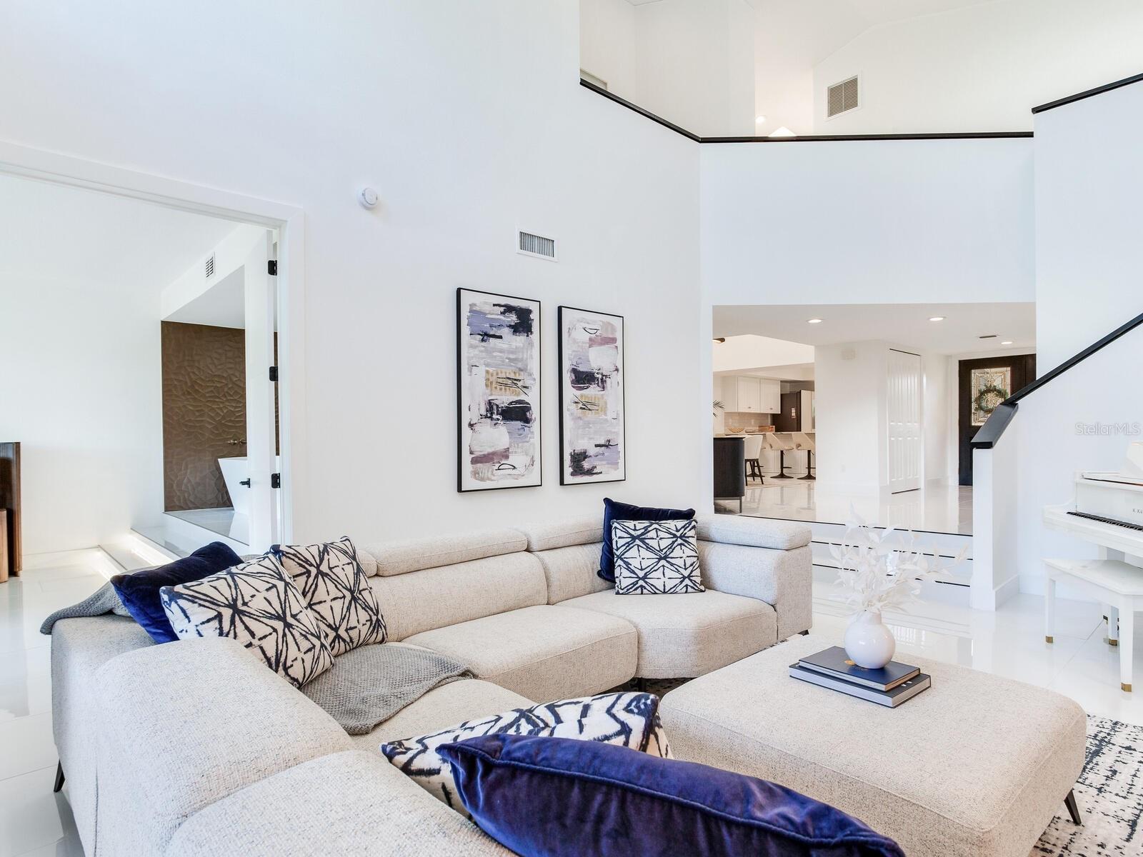 VILLAS AT CYPRESS RUN - Residential