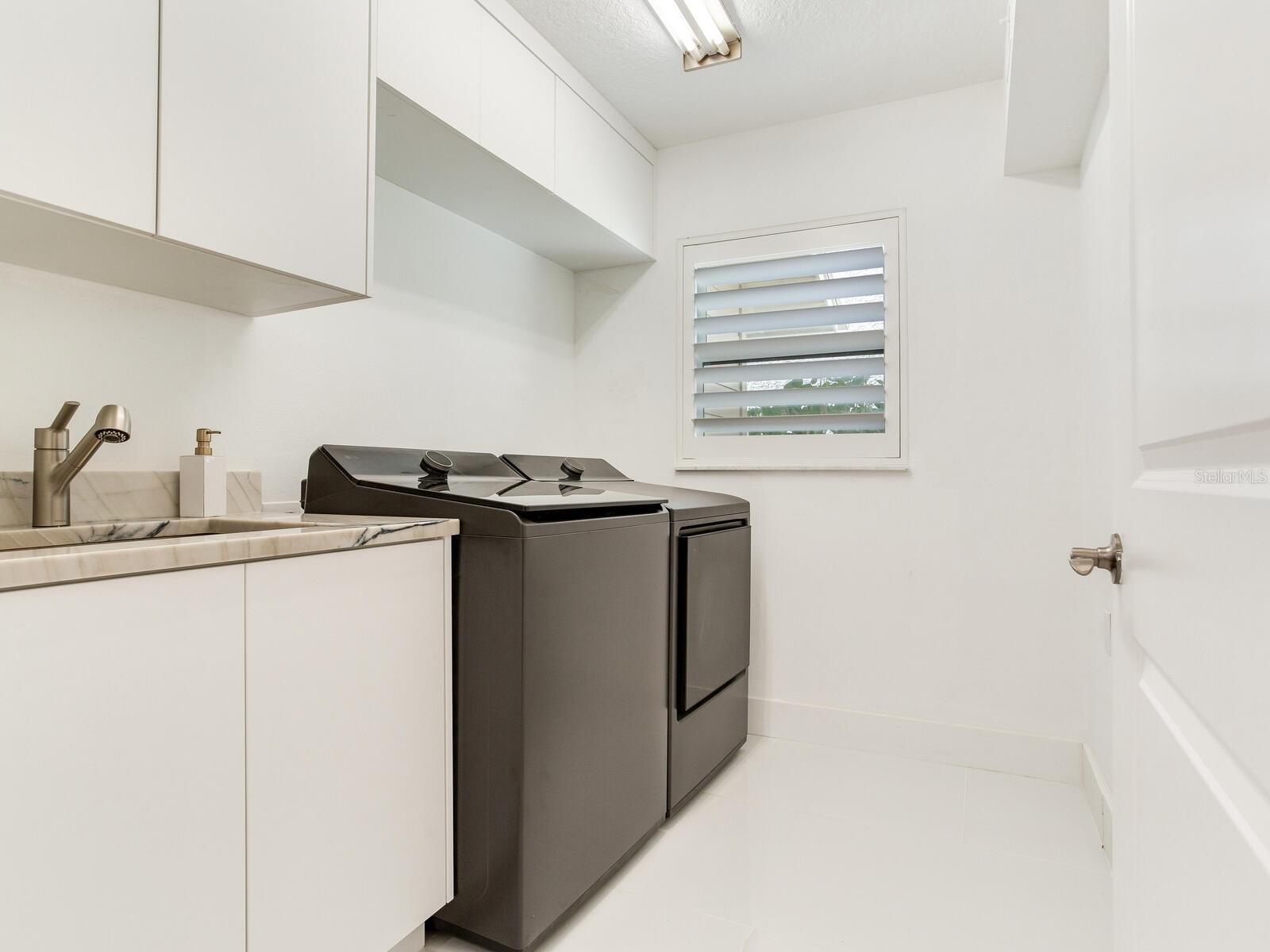 VILLAS AT CYPRESS RUN - Residential