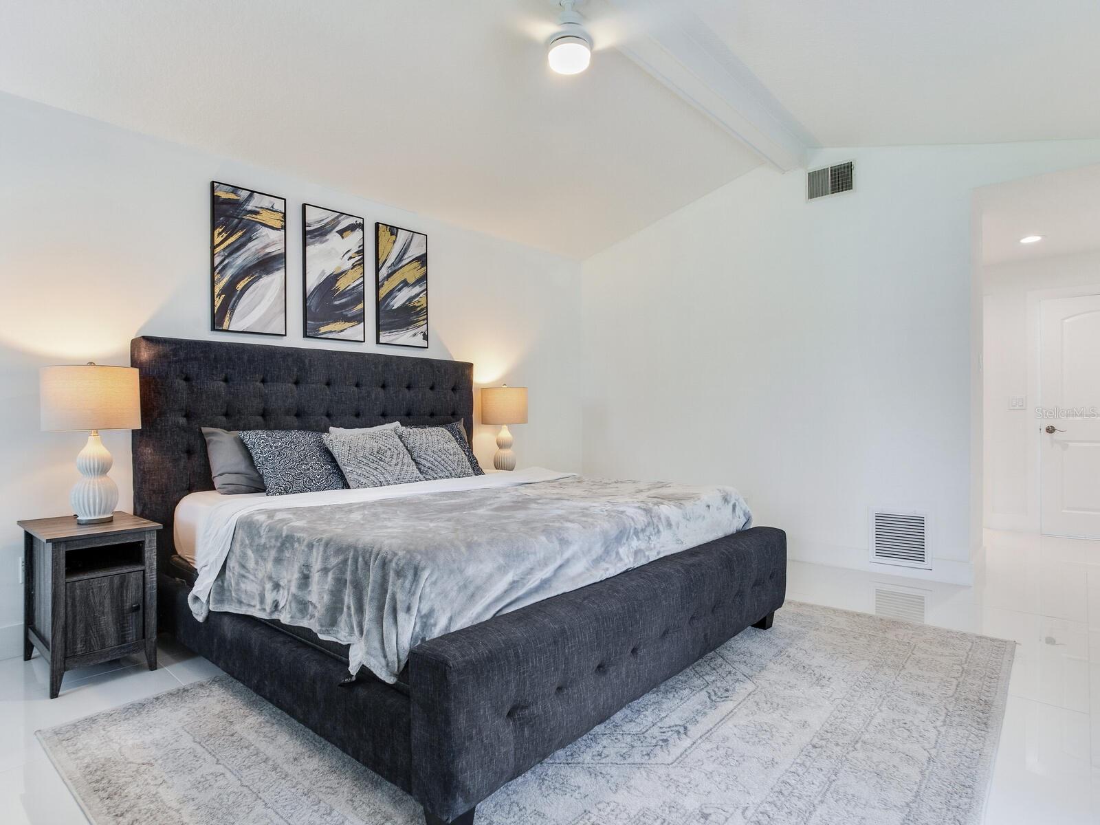 VILLAS AT CYPRESS RUN - Residential