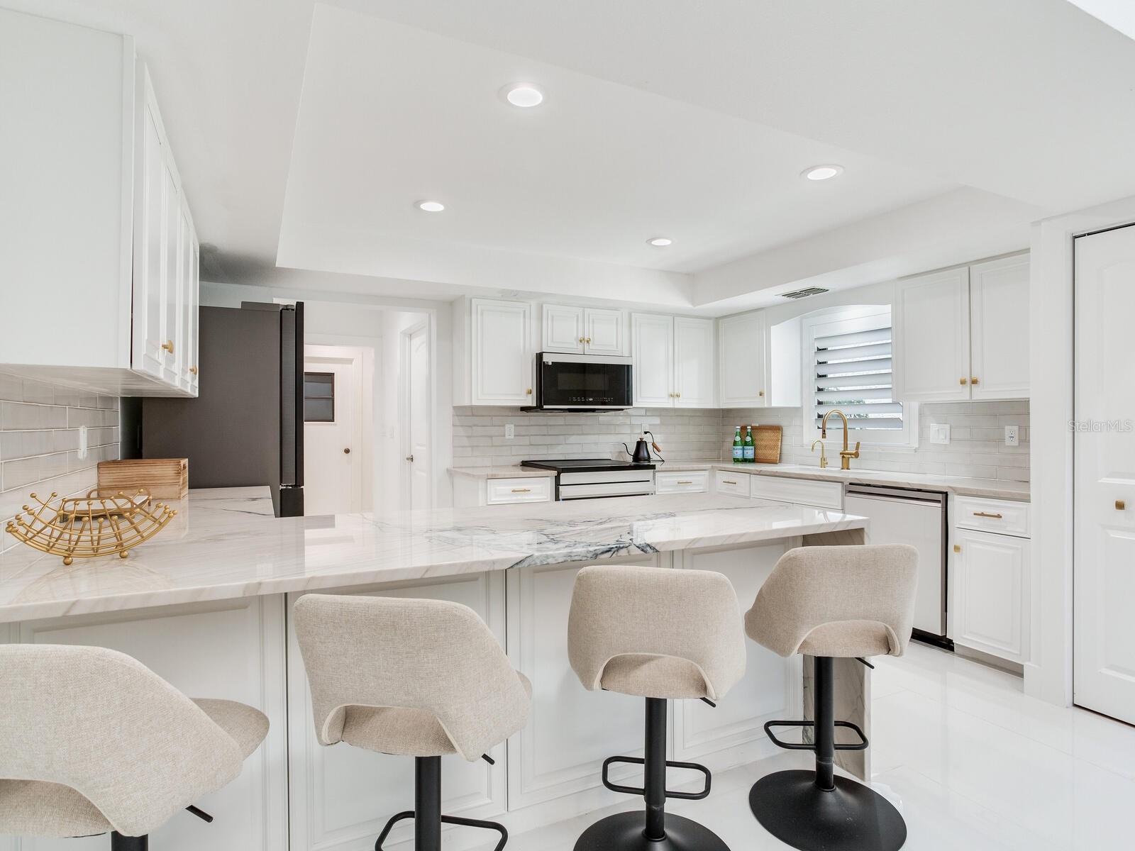 VILLAS AT CYPRESS RUN - Residential