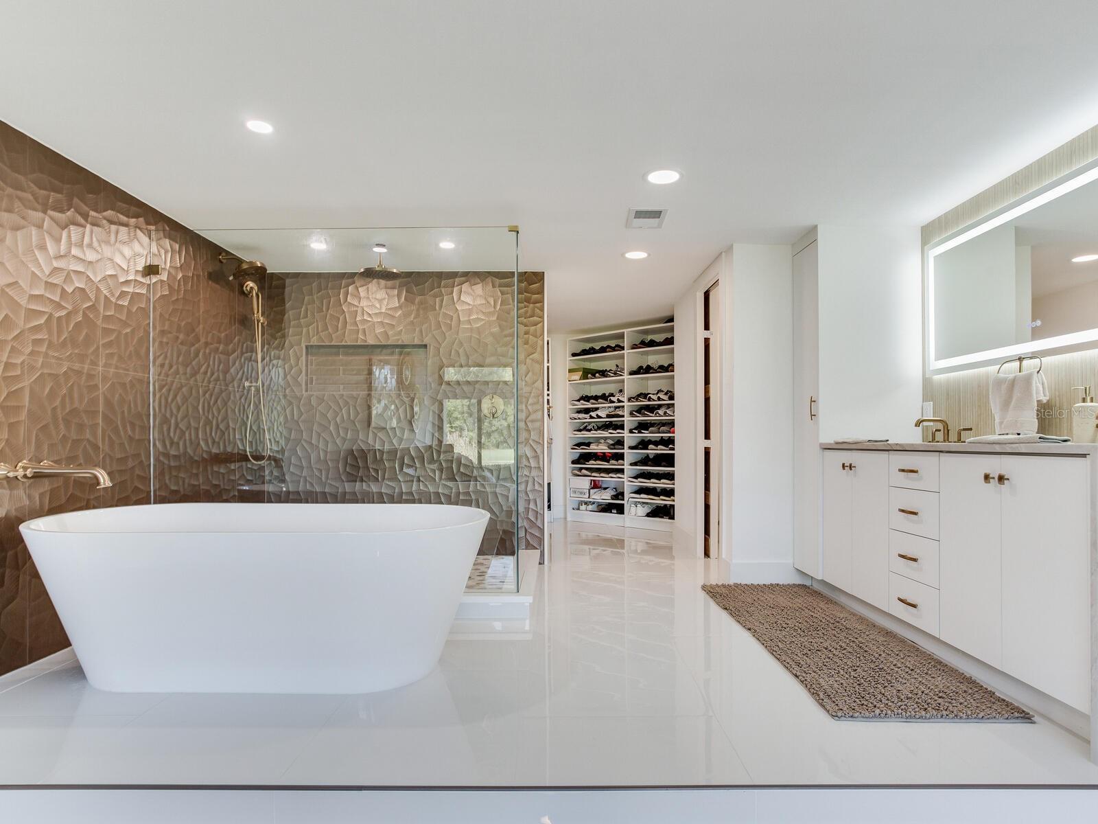 VILLAS AT CYPRESS RUN - Residential