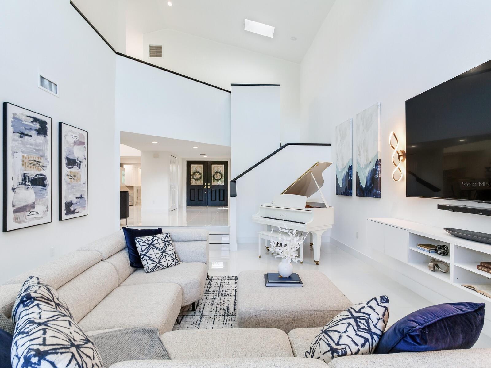 VILLAS AT CYPRESS RUN - Residential