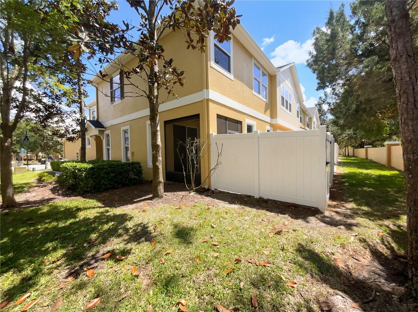 OASIS COVE II/LAKESIDE VILLAGE #XI - Residential