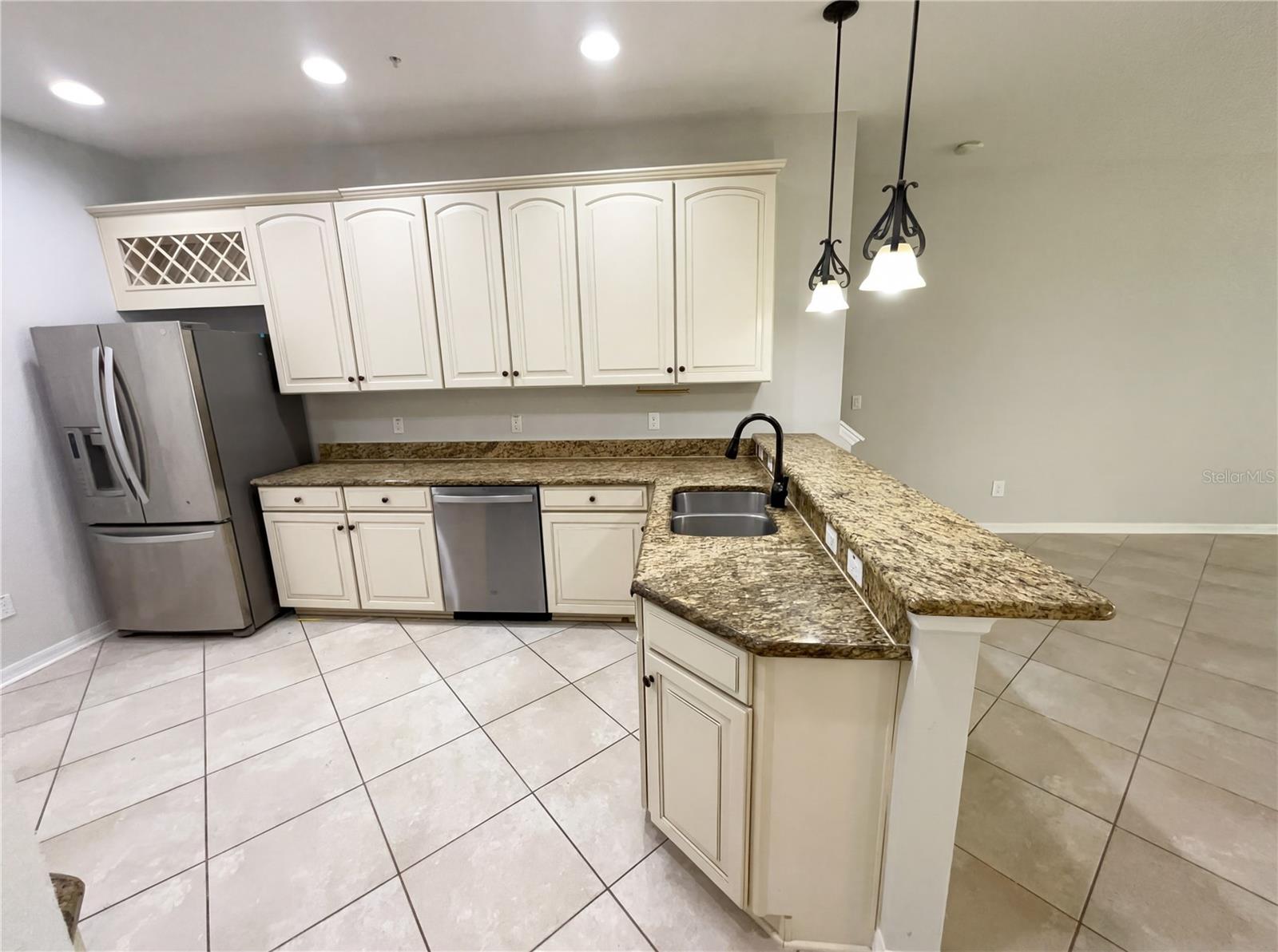 OASIS COVE II/LAKESIDE VILLAGE #XI - Residential