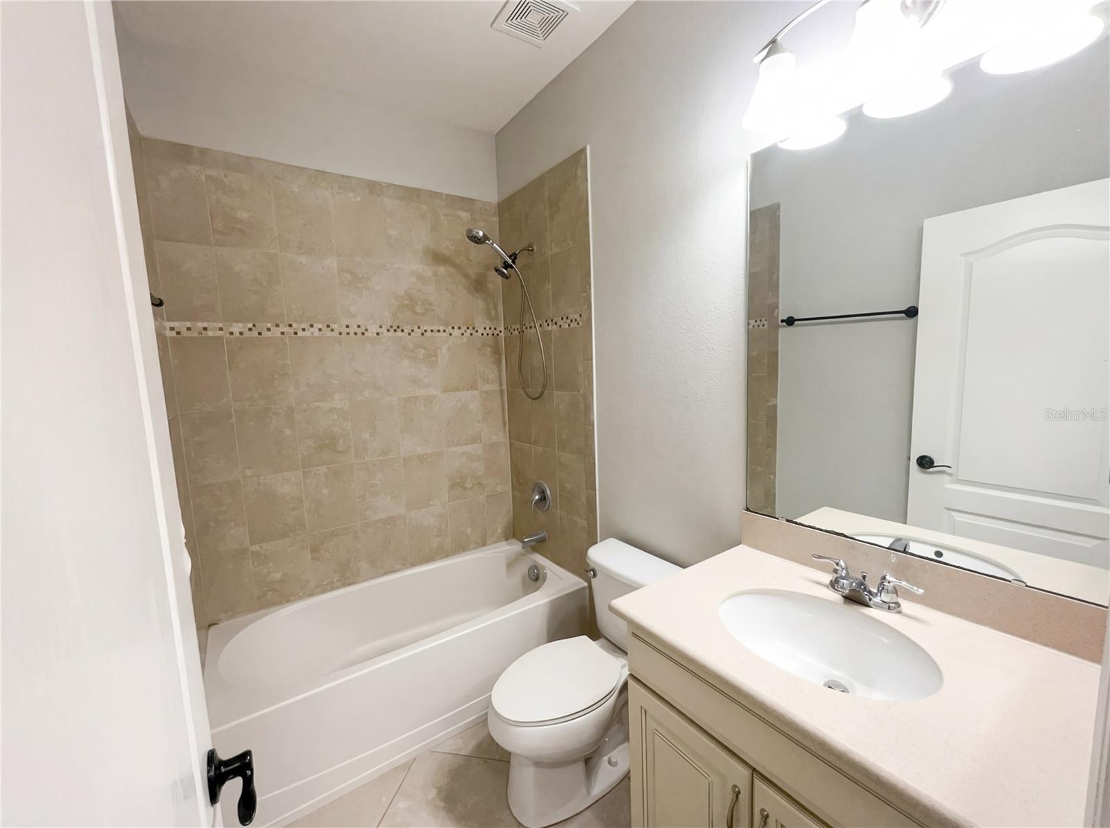 OASIS COVE II/LAKESIDE VILLAGE #XI - Residential