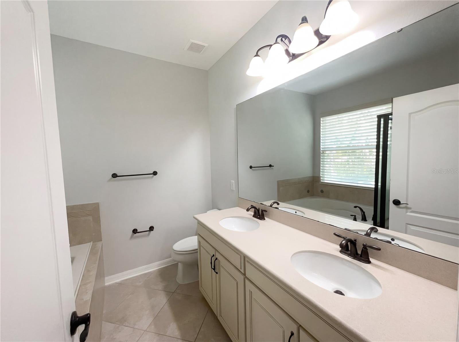 OASIS COVE II/LAKESIDE VILLAGE #XI - Residential