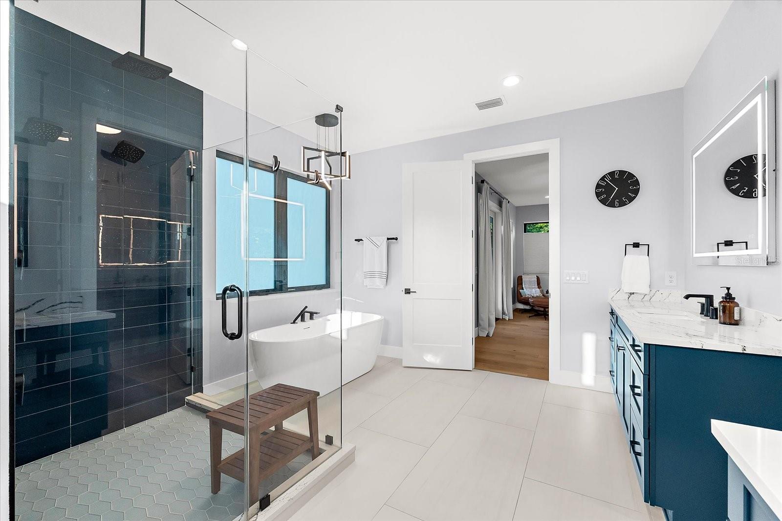 SUBURB ROYAL - Residential