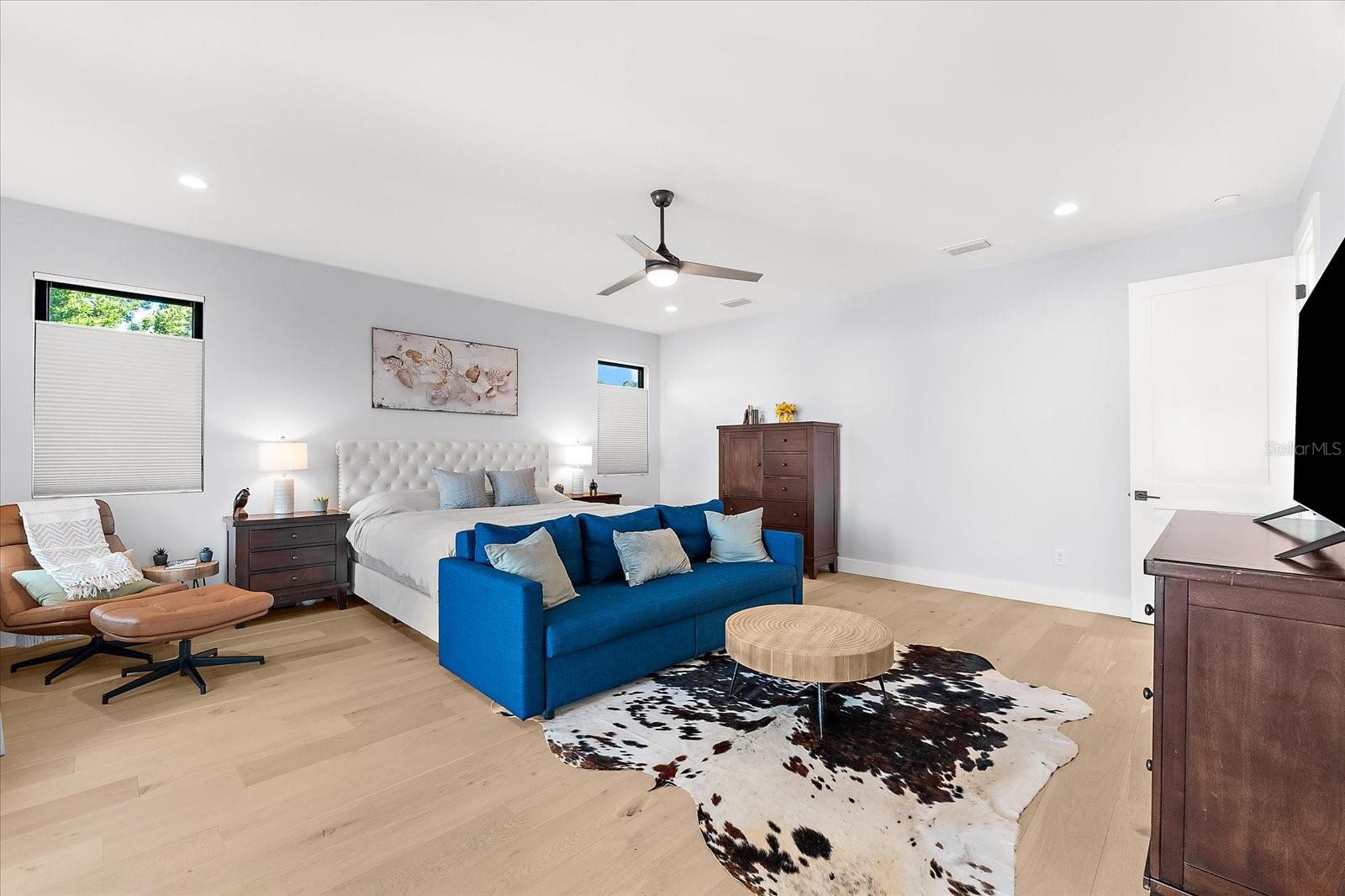 SUBURB ROYAL - Residential