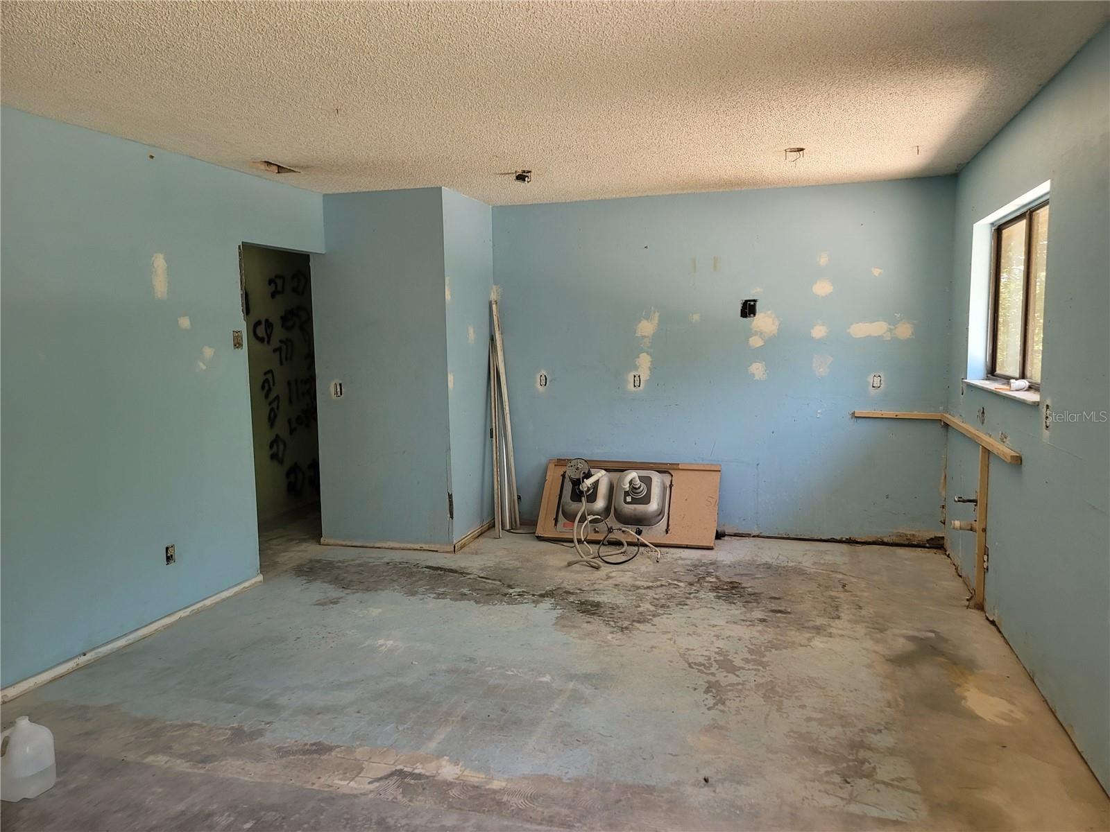 1005-hickory-road-ocala-fl-34472-mls-o6209240-ez-home-search