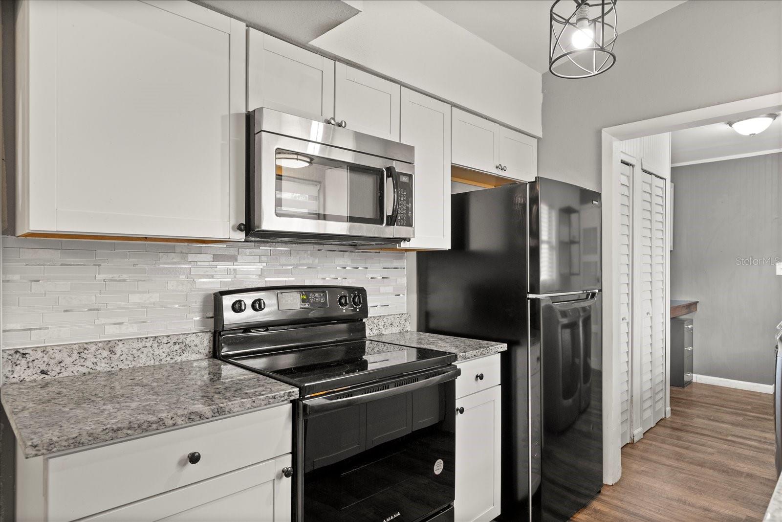 MONROE MANOR - Residential