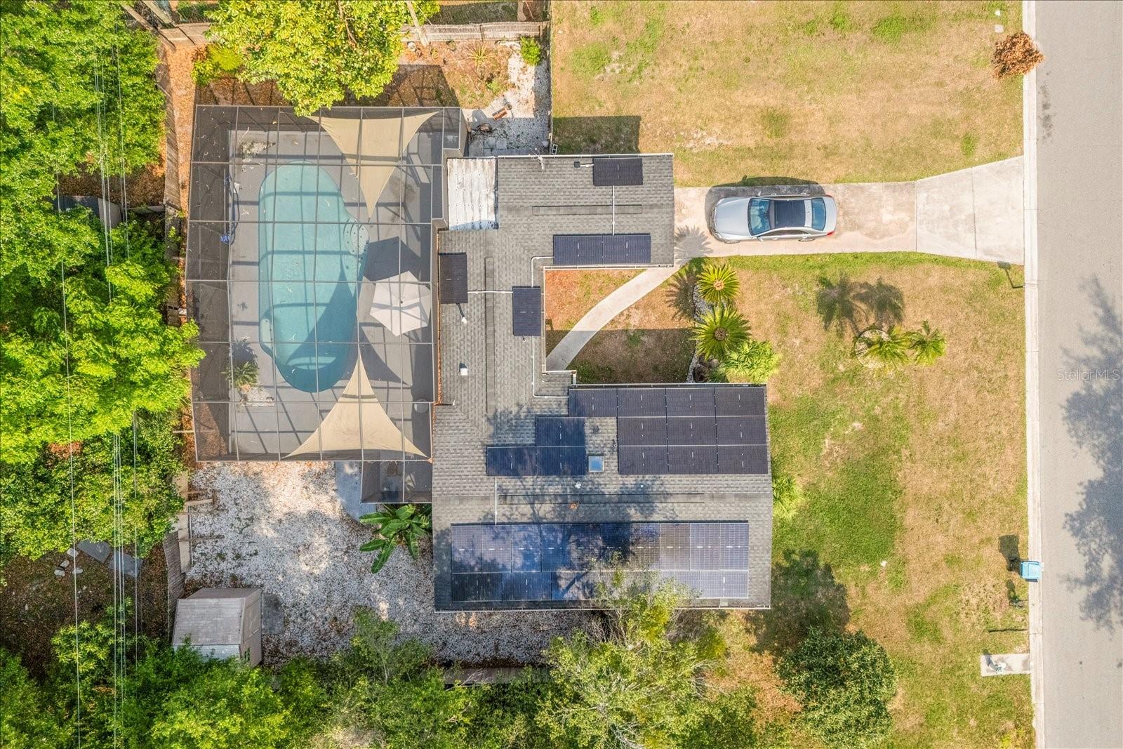 MONROE MANOR - Residential