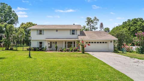5 beds bed, 3 baths bath property at 1631 Lakewood Drive S, Lakeland, FL 33813