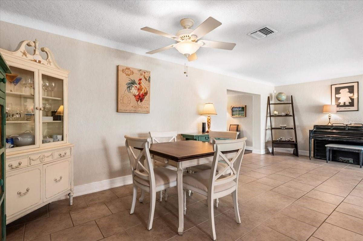 BALLENTINE MANOR ESTATES - Residential