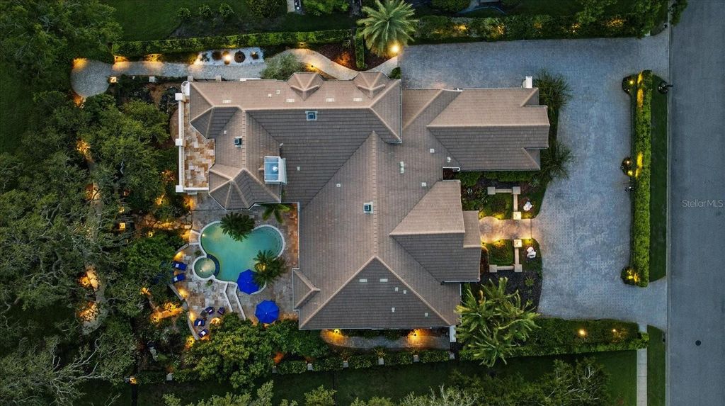 Photo of 973 Royal Birkdale Drive, Tarpon Springs, FL 34688 (MLS # TB8412498)