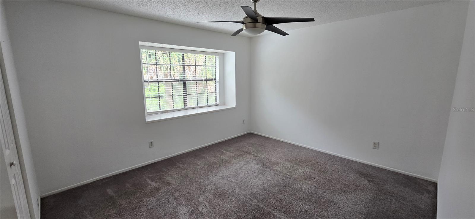 HUNTERS CREEK TR 150 PH 01 - Residential