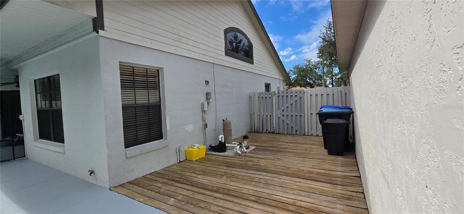 HUNTERS CREEK TR 150 PH 01 - Residential