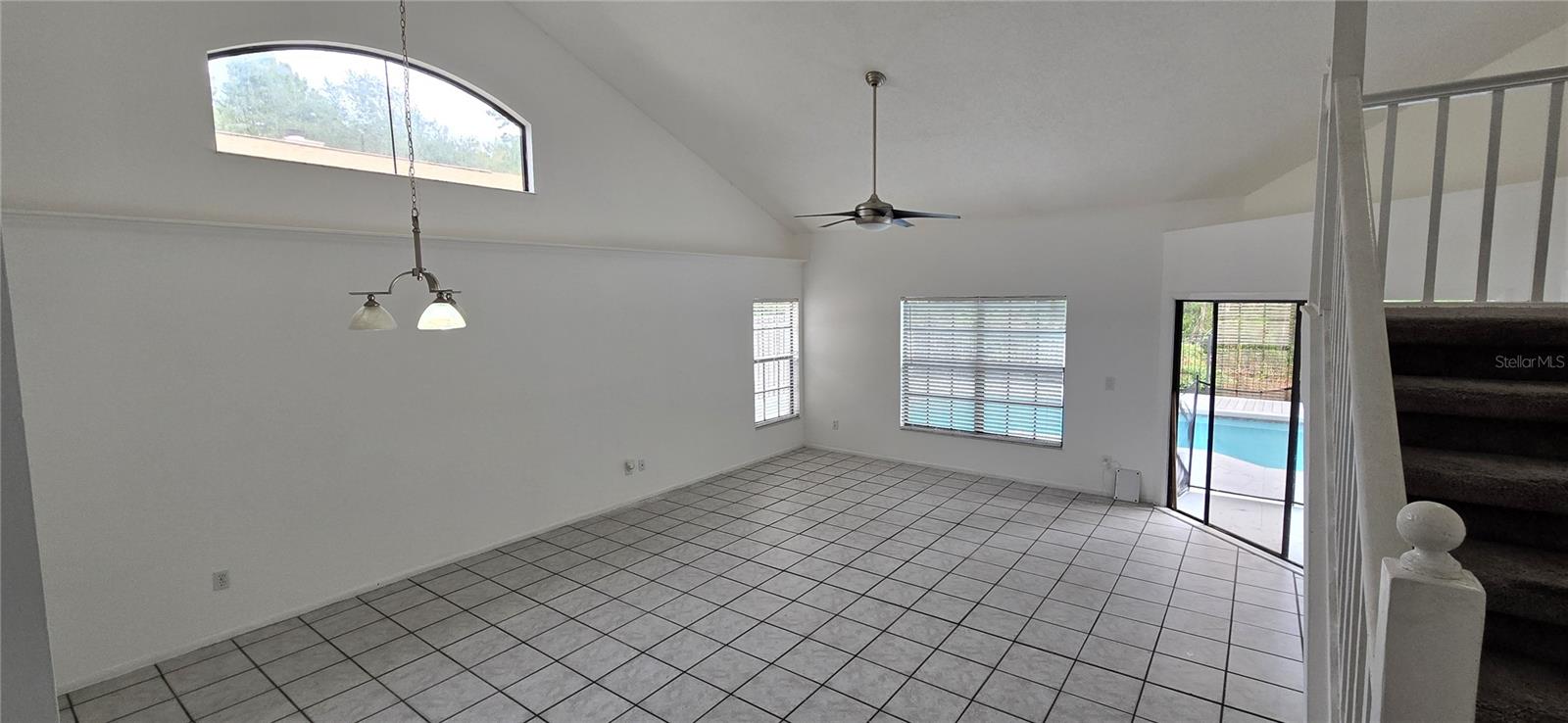 HUNTERS CREEK TR 150 PH 01 - Residential