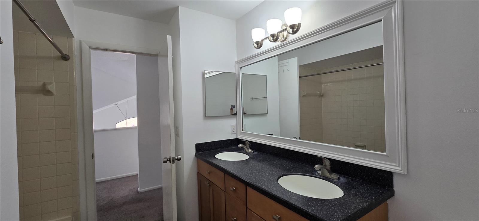 HUNTERS CREEK TR 150 PH 01 - Residential