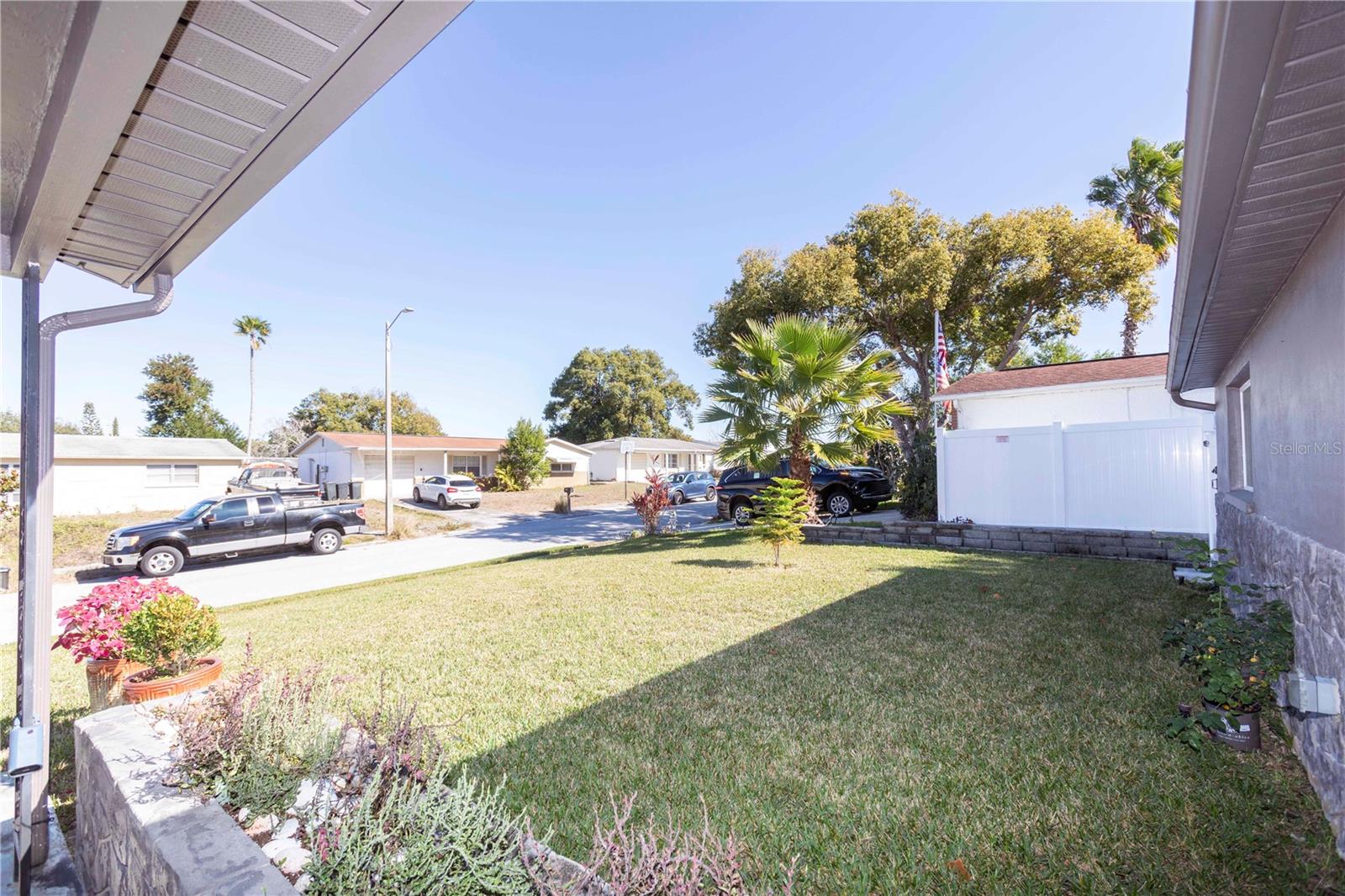 HILLANDALE - Residential