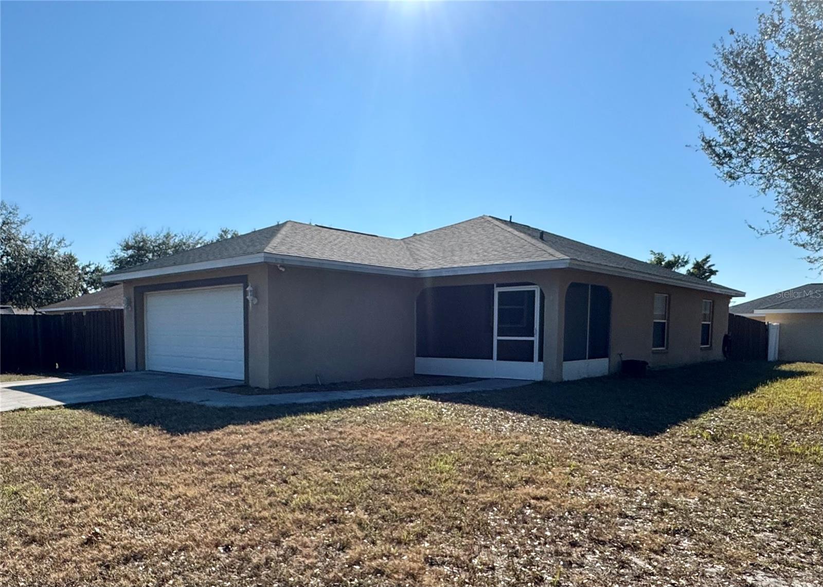 NORTH OAKS ESTATES - Residential