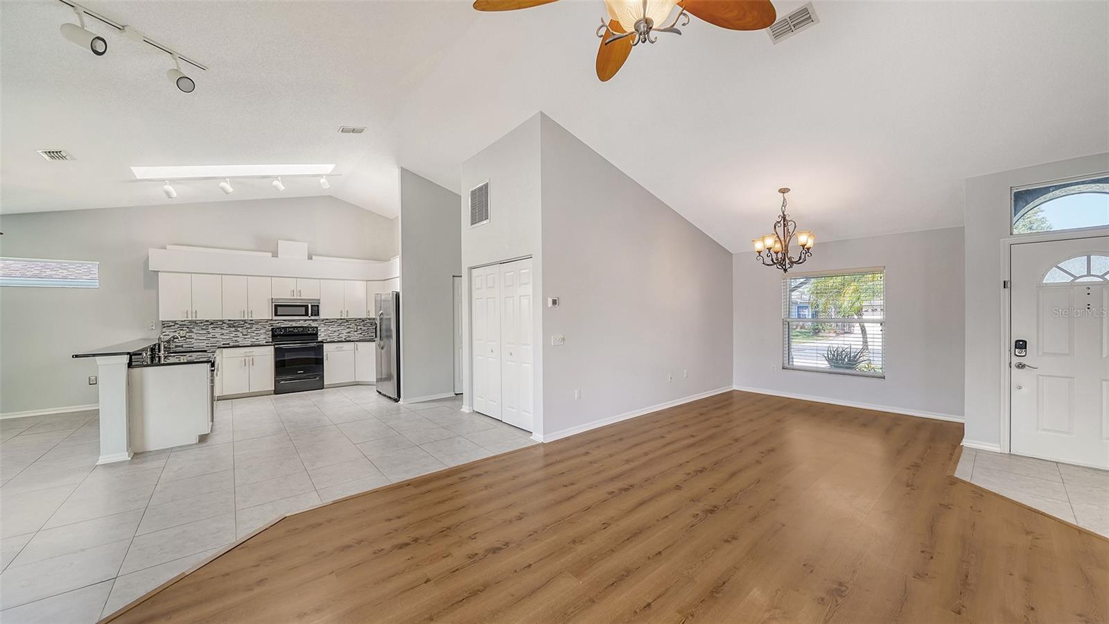 CREEKWOOD PH ONE SUBPHASE I UNIT B1 - Residential