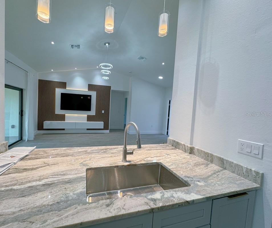 PORT CHARLOTTE SUB 08 - Residential