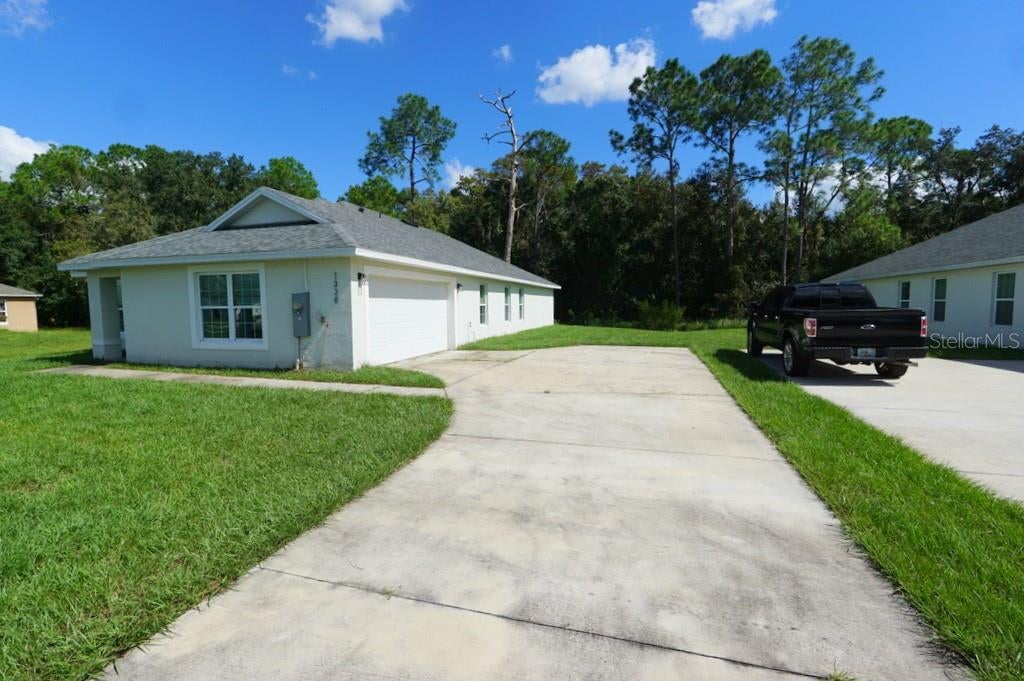 Photo of 1328 Burnley Court, Kissimmee, FL 34758 (MLS # S5159710)