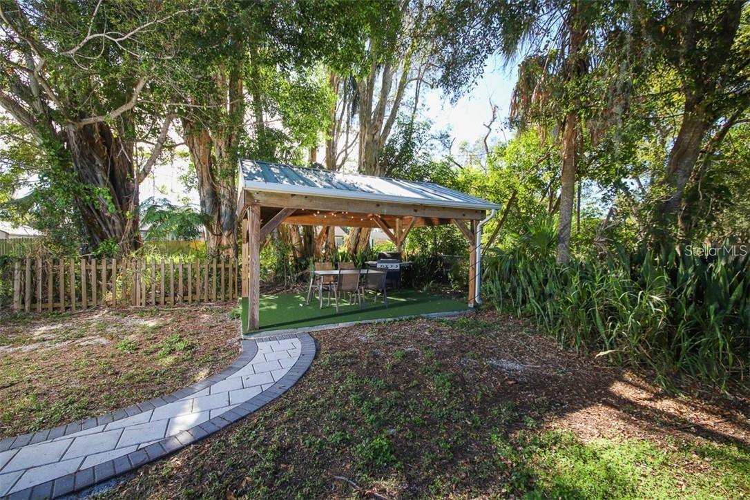 HIBISCUS PARK 2 - Residential Lease