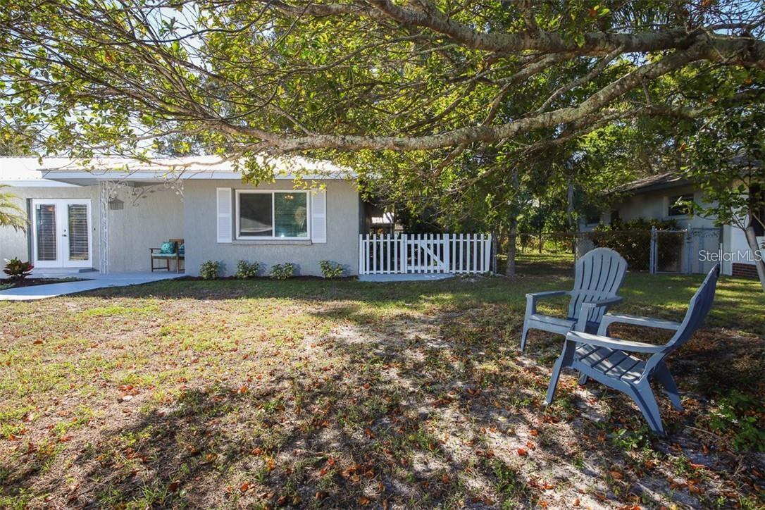 HIBISCUS PARK 2 - Residential Lease