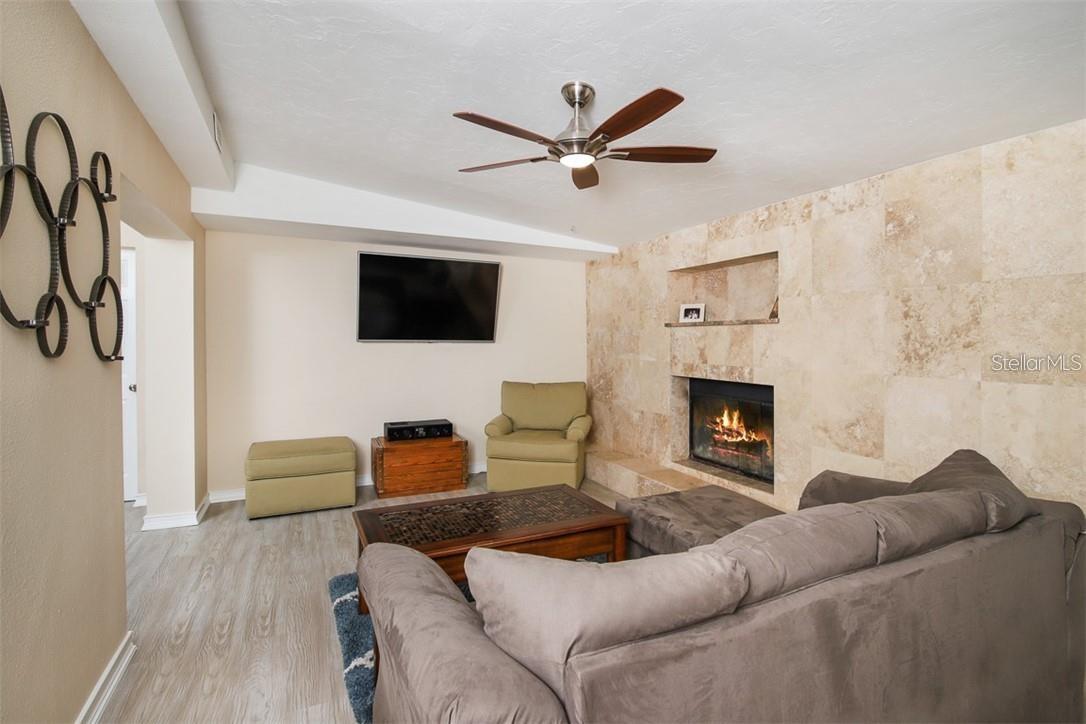 HIBISCUS PARK 2 - Residential Lease