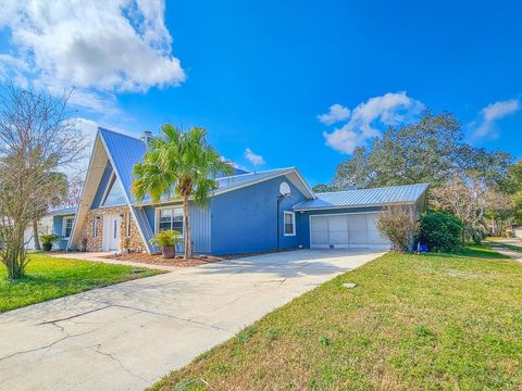 A home in PORT ORANGE