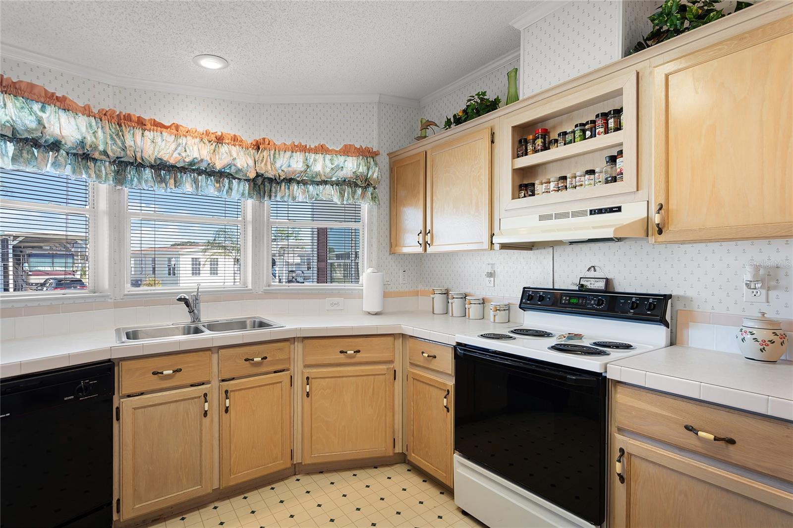 MOUNT OLIVE SHORES PH 05 - Residential