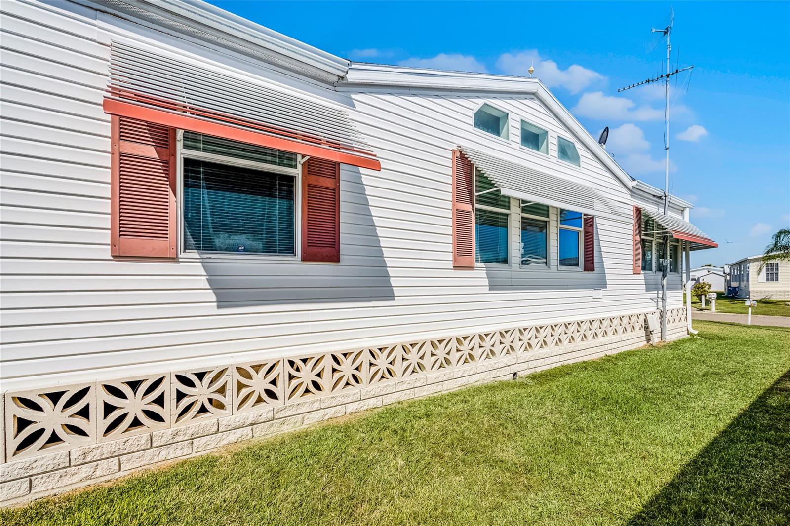 MOUNT OLIVE SHORES PH 05 - Residential