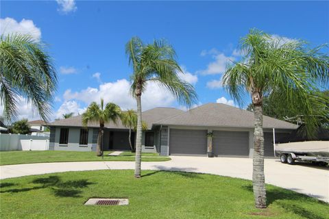 A home in SARASOTA