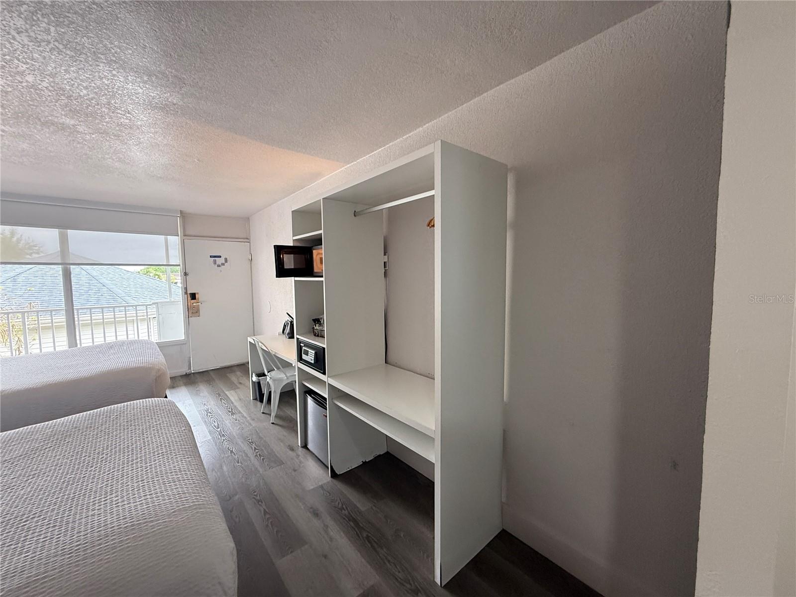 MAINGATE HOTEL CONDO - Residential