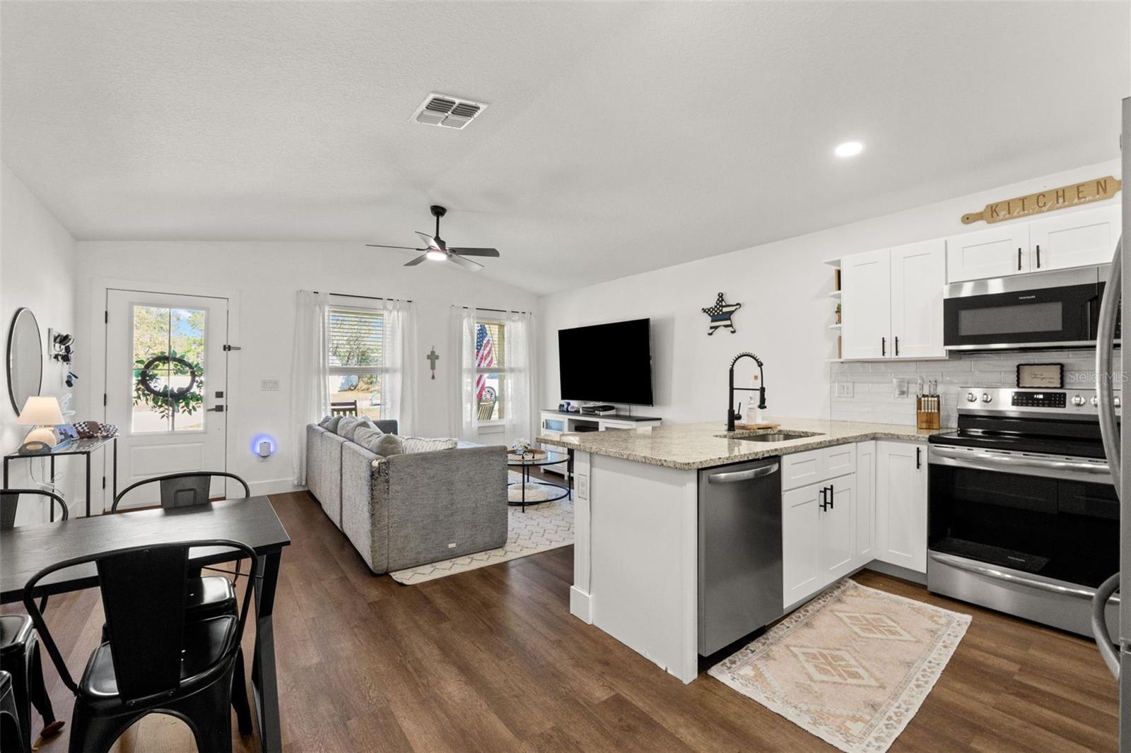 ROYAL HIGHLANDS UNIT 6 - Residential