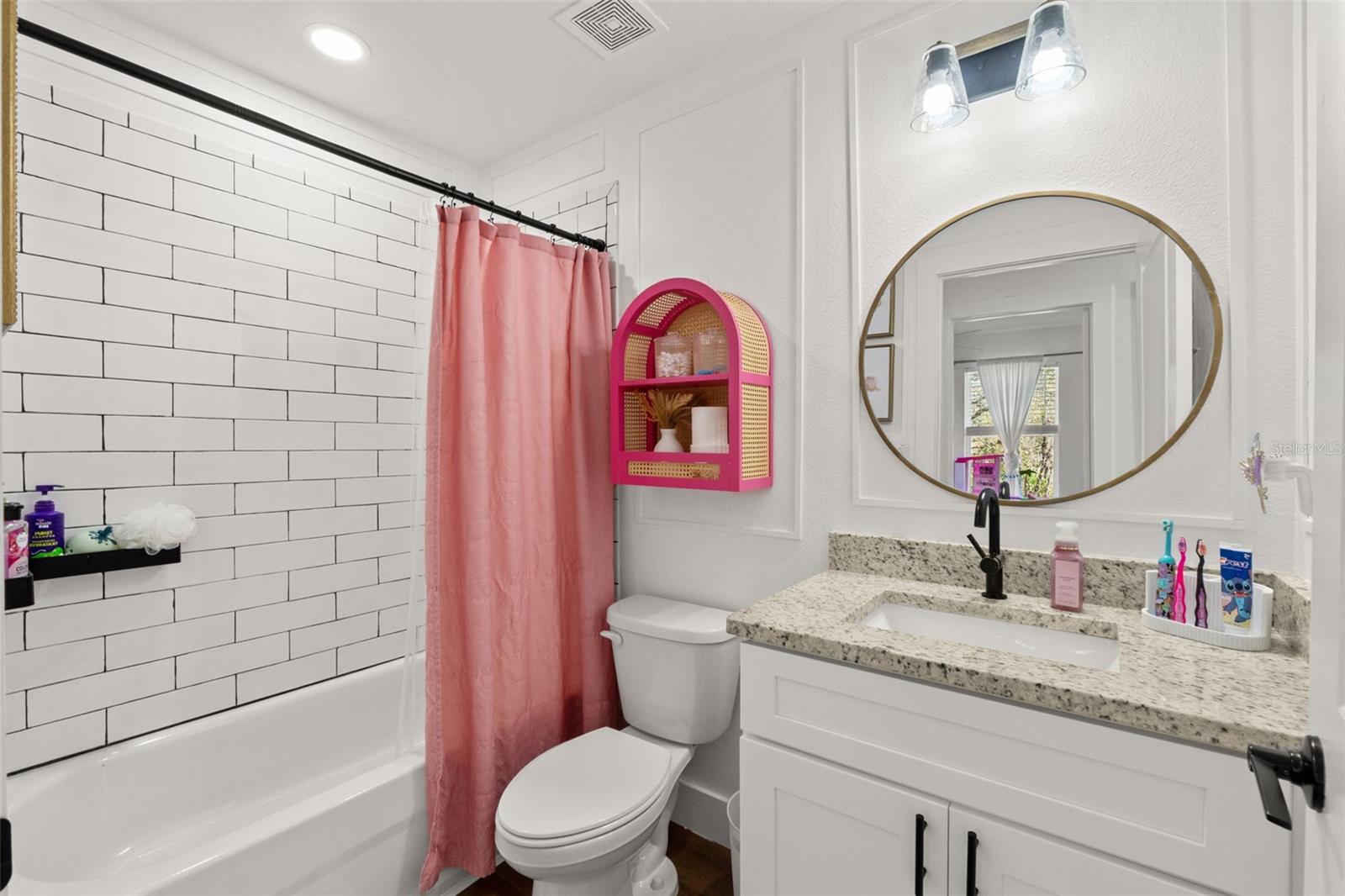 ROYAL HIGHLANDS UNIT 6 - Residential