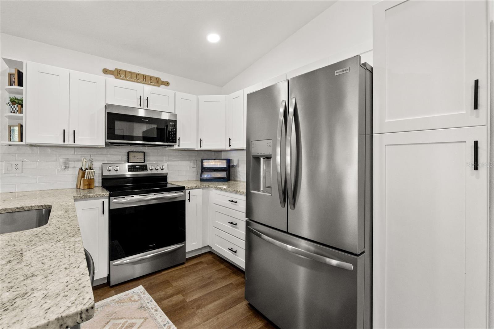 ROYAL HIGHLANDS UNIT 6 - Residential