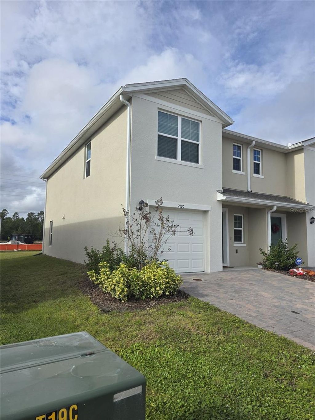 Photo of 2910 Hudson Hammock Way, Saint Cloud, FL 34771 (MLS # S5142501)