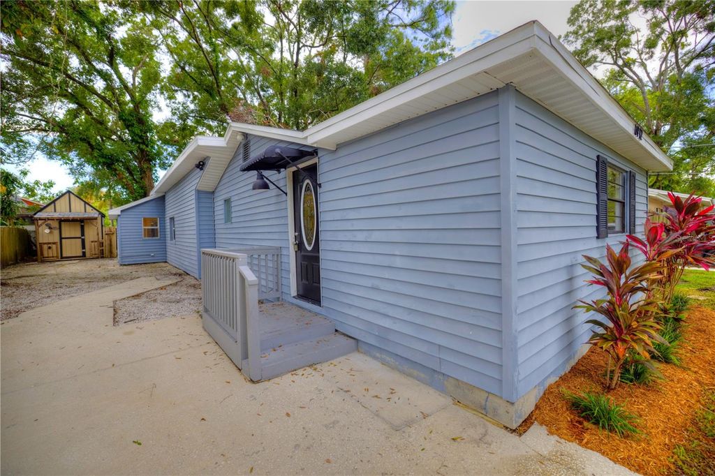 Photo of 6912 N Willow Avenue, Tampa, FL 33604 (MLS # TB8416482)