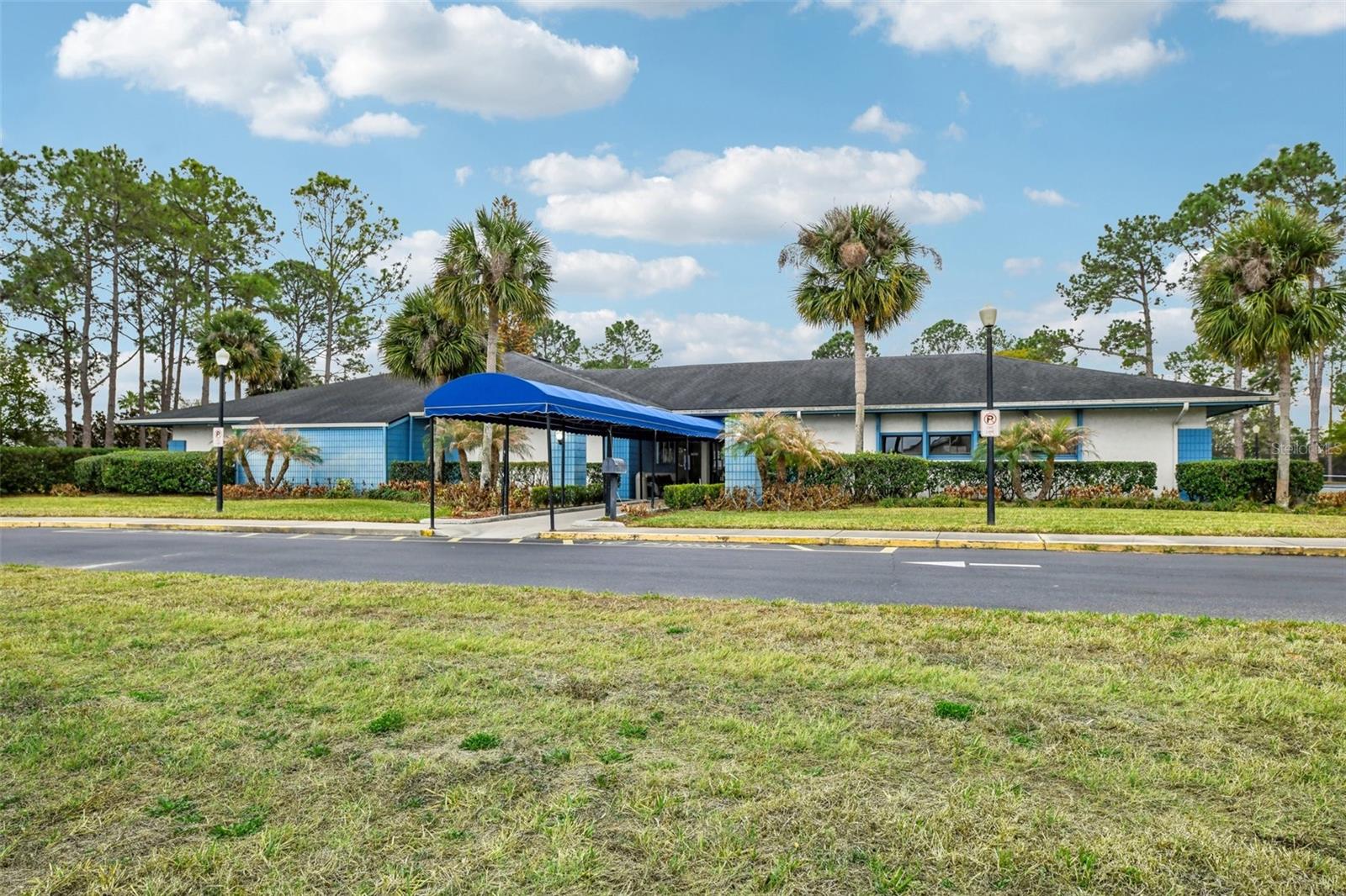 LAKE RIDGE VILLAGE - Residential