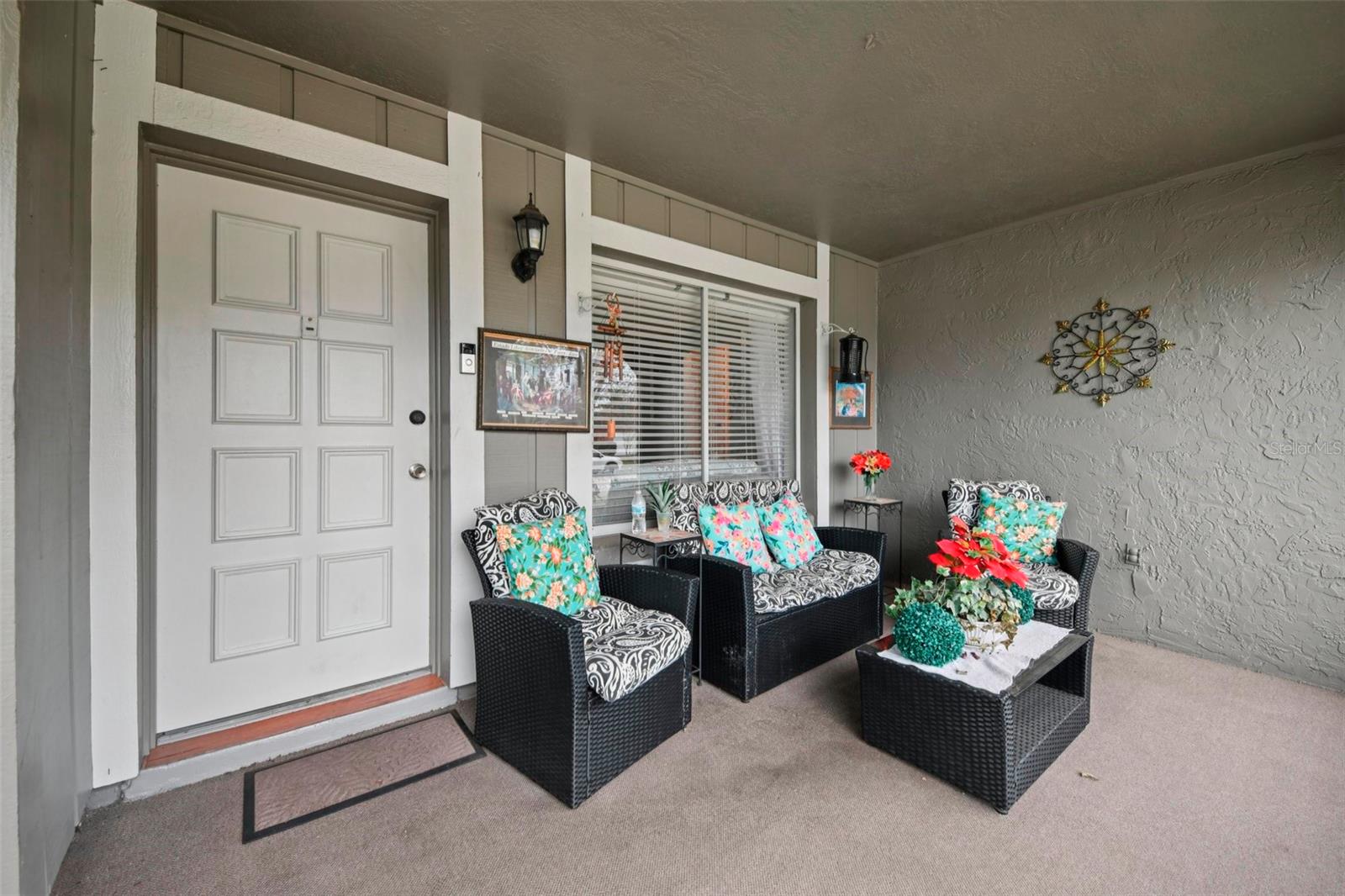 LAKE RIDGE VILLAGE - Residential