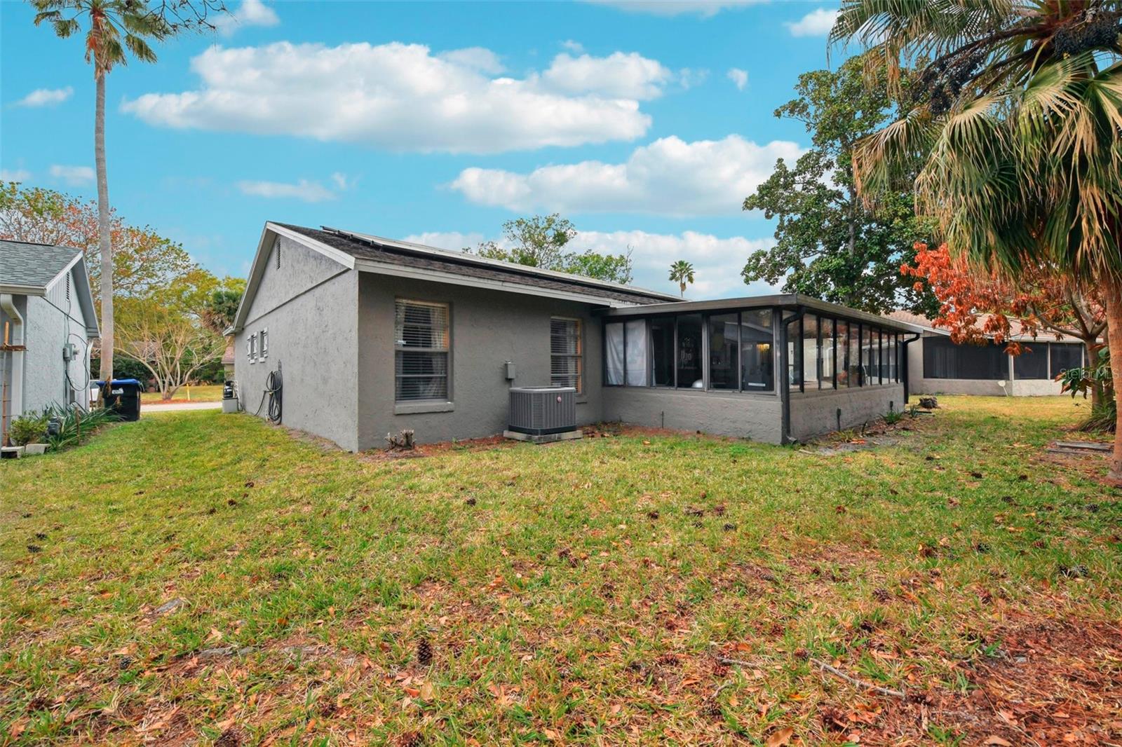 LAKE RIDGE VILLAGE - Residential