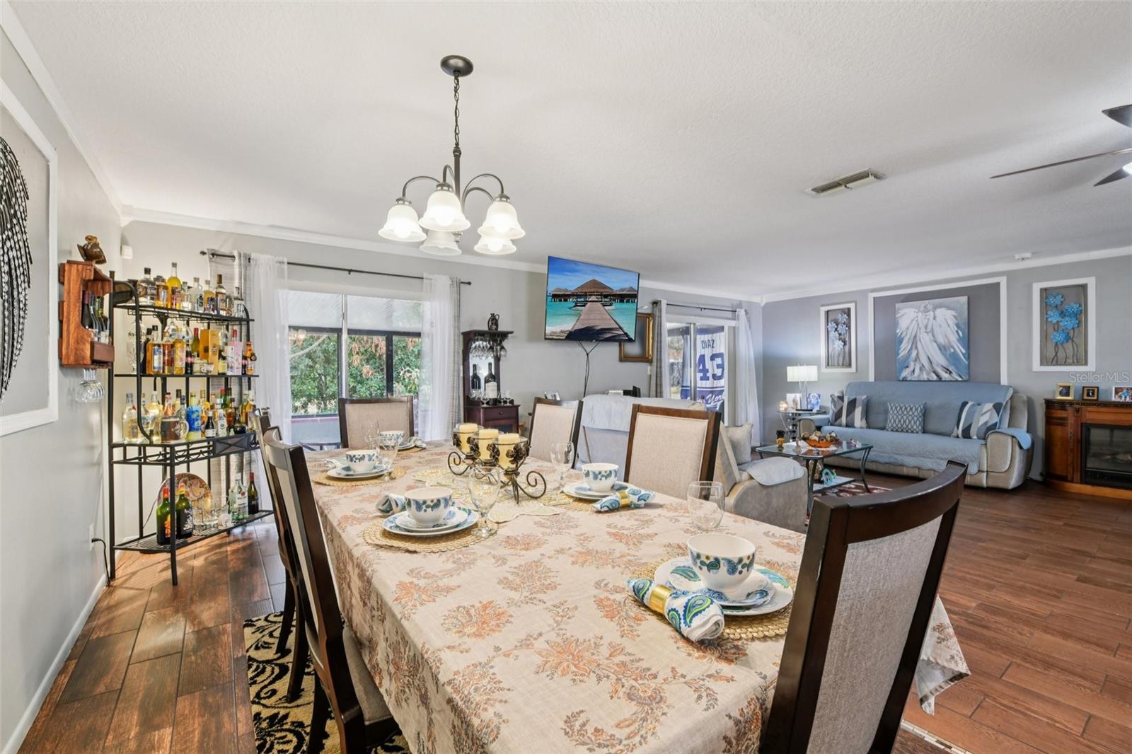 LAKE RIDGE VILLAGE - Residential