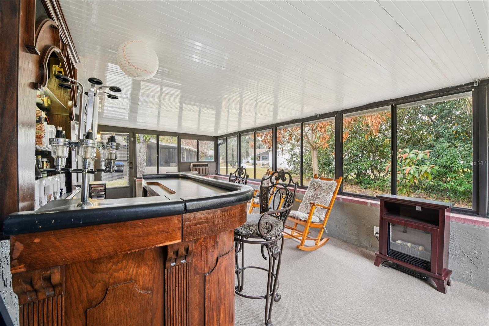 LAKE RIDGE VILLAGE - Residential