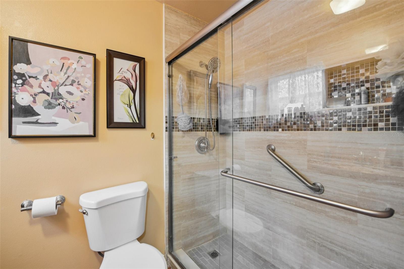 LAKE RIDGE VILLAGE - Residential