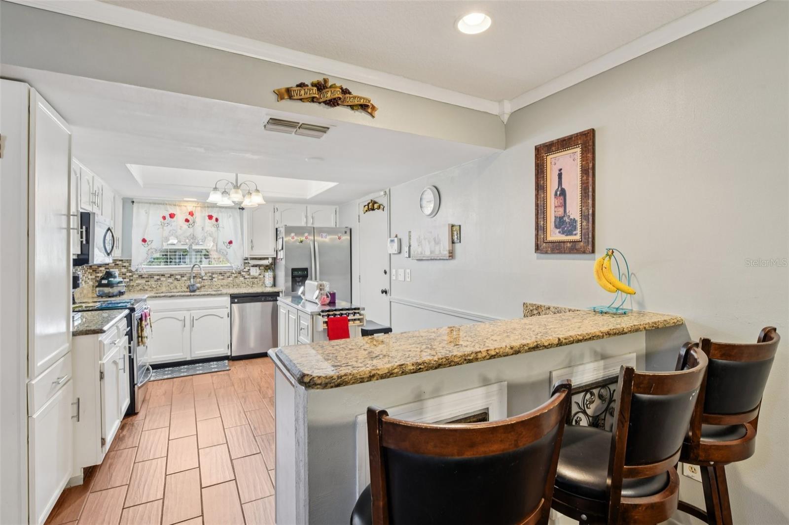 LAKE RIDGE VILLAGE - Residential