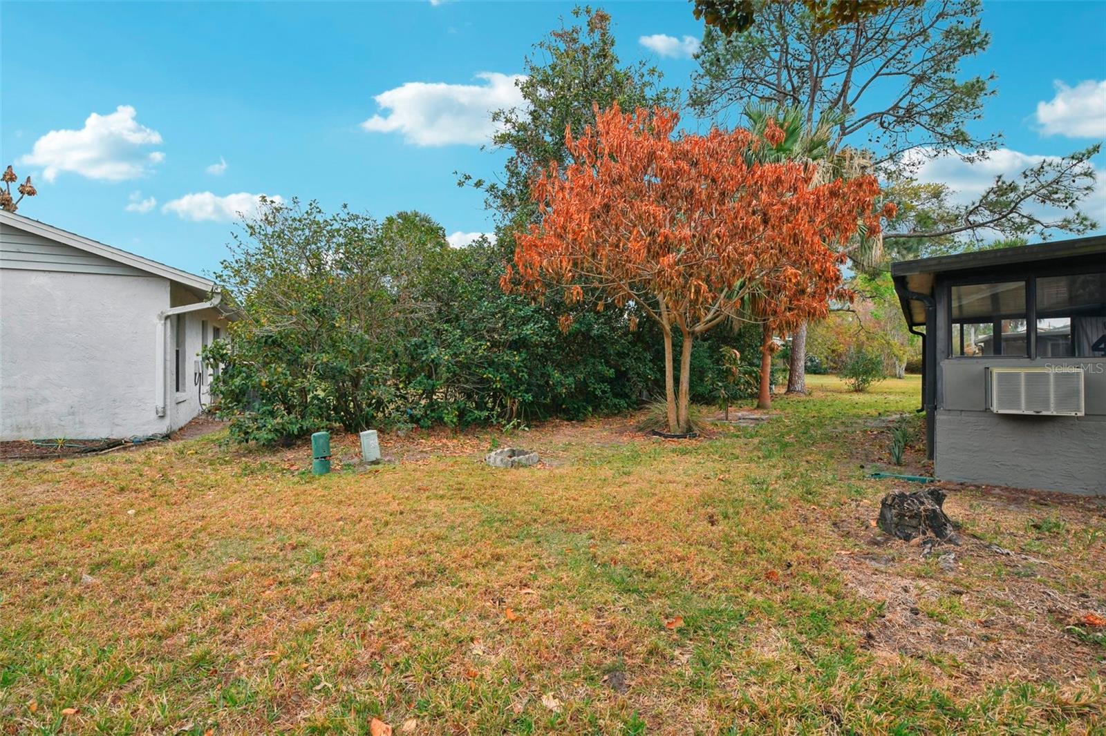 LAKE RIDGE VILLAGE - Residential