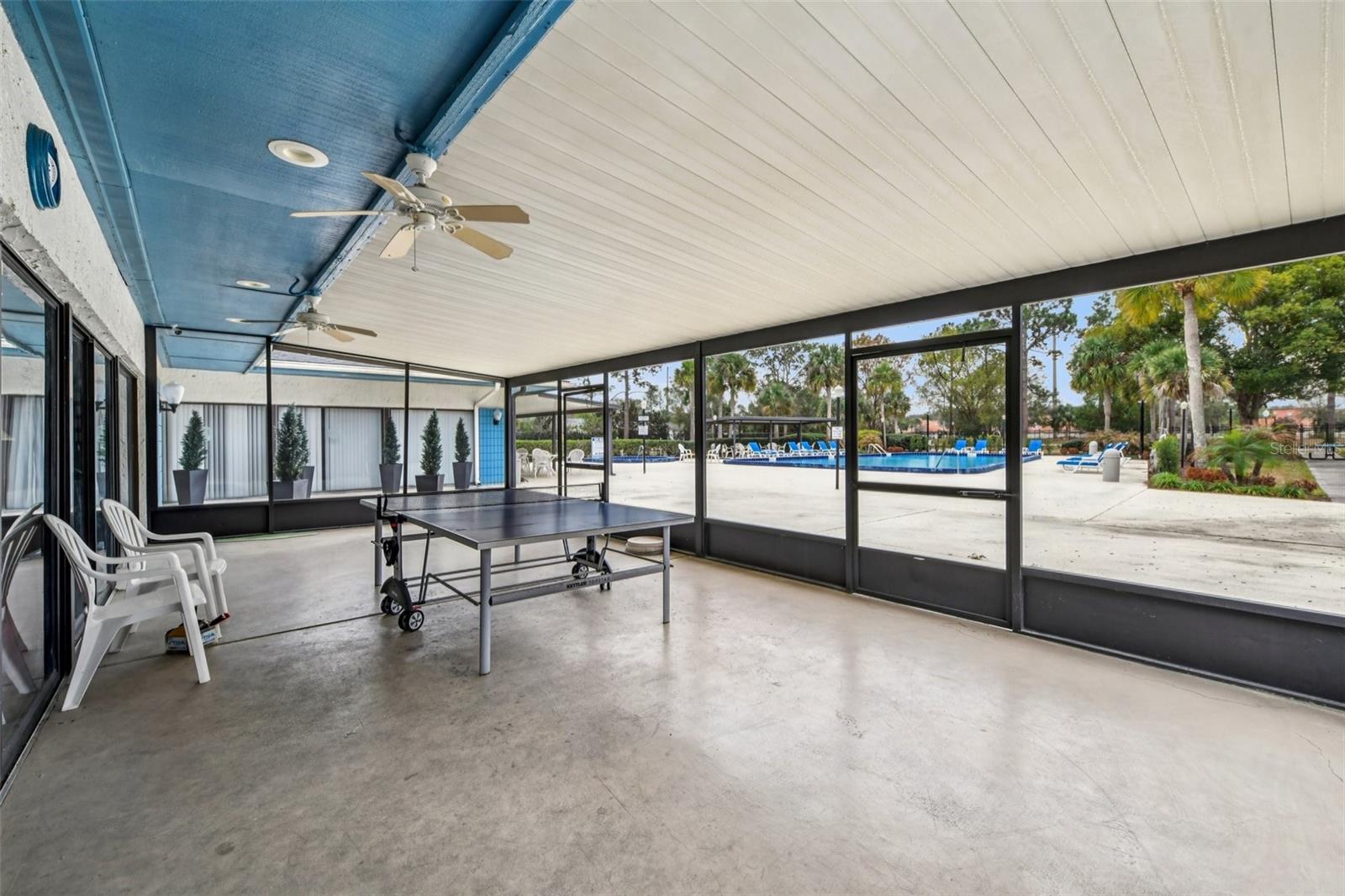 LAKE RIDGE VILLAGE - Residential